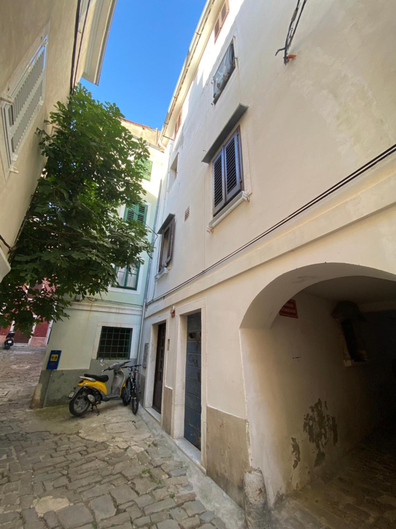 Romantic Maisonette Piran Eksteriør billede